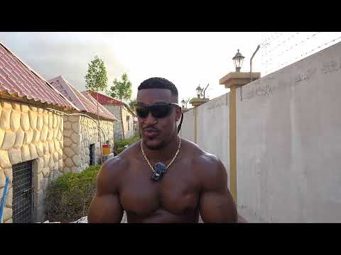 RACING A TIGER TODAY 🐅 (PRAY FOR ME)