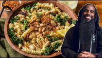 I Can’t Stop Eating This Roasted Garlic White Bean Caesar Pasta Salad!